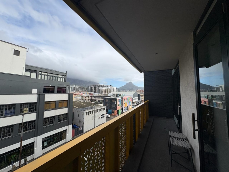 2 Bedroom Property for Sale in Woodstock Western Cape